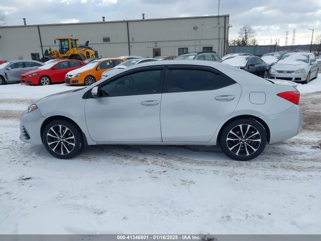 Toyota COROLLA SE 2017 5YFBURHE7HP604535 Image 14