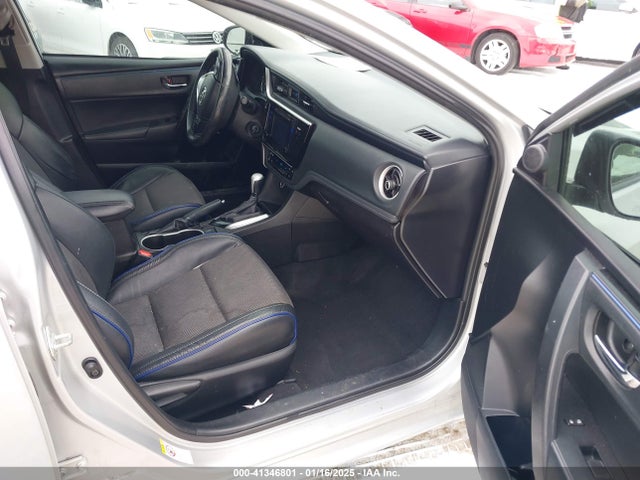 Toyota COROLLA SE 2017 5YFBURHE7HP604535 Image 5