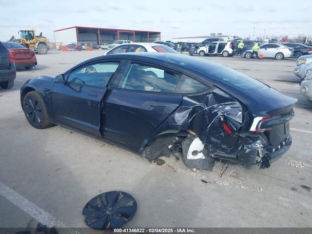 2024 TESLA MODEL 3 5YJ3E1EA4RF763045 Photo 2