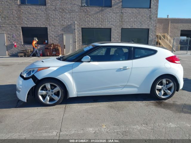KMHTC6AD7EU186009 Hyundai Veloster Base W/gray