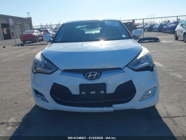 KMHTC6AD7EU186009 Hyundai Veloster Base W/gray