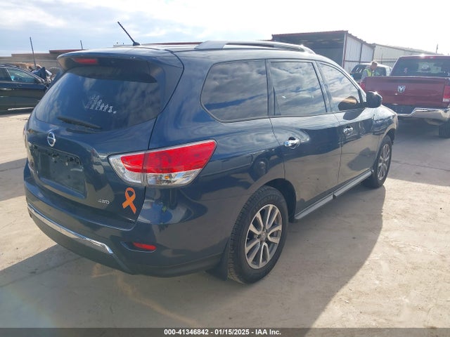 5N1AR2MM9FC668756 Nissan Pathfinder S