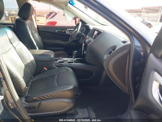 5N1AR2MM9FC668756 Nissan Pathfinder S