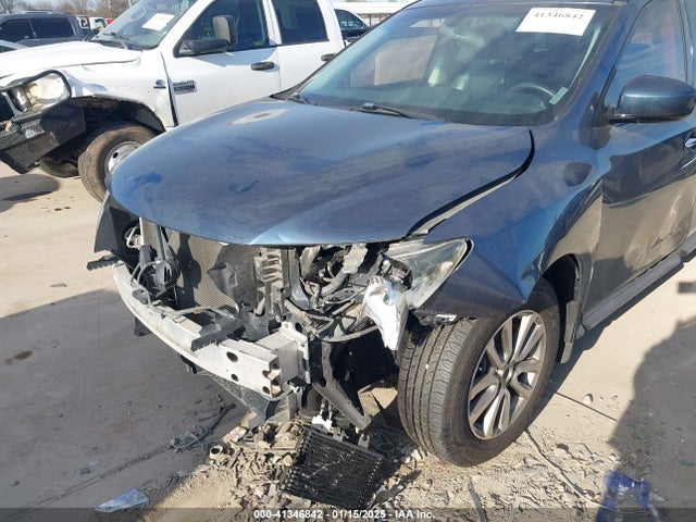 5N1AR2MM9FC668756 Nissan Pathfinder S