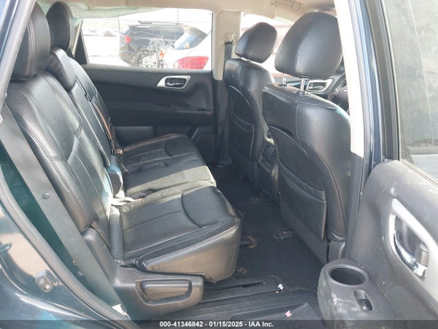 5N1AR2MM9FC668756 Nissan Pathfinder S