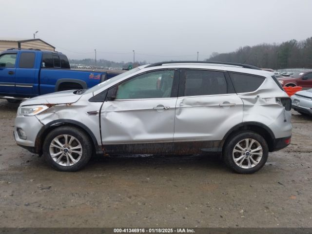 1FMCU9HD5KUC07584 Ford ESCAPE SEL