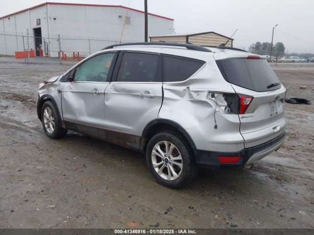 1FMCU9HD5KUC07584 Ford ESCAPE SEL