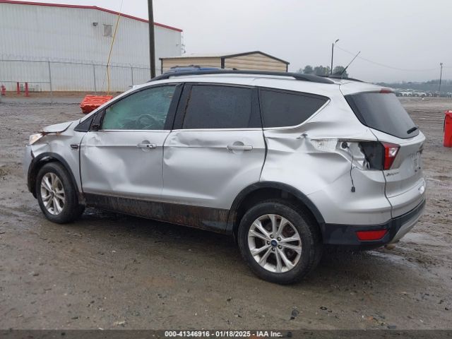 1FMCU9HD5KUC07584 Ford ESCAPE SEL