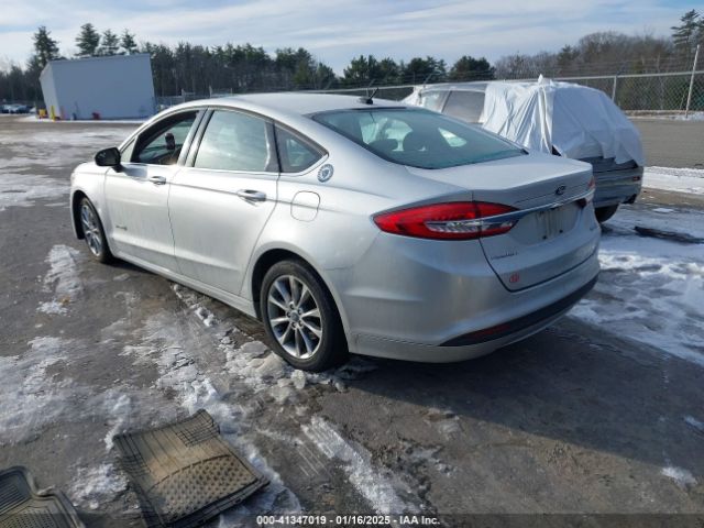 3FA6P0UUXHR390190 Ford Fusion Hybrid S
