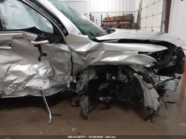 1GNERKKW3JJ273347 Chevrolet Traverse Premier
