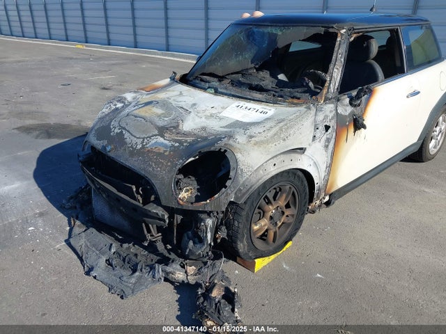 2012 MINI COOPER WMWSU3C58CT255386 Photo 5