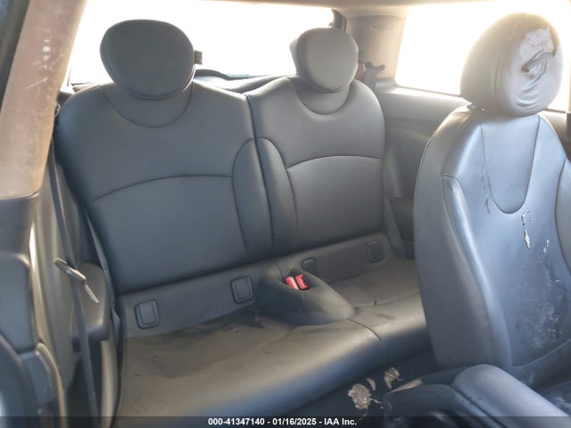 2012 MINI COOPER WMWSU3C58CT255386 Photo 7