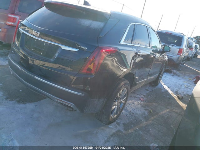 2021 CADILLAC XT5 1GYKNDRS2MZ152878 Photo 3