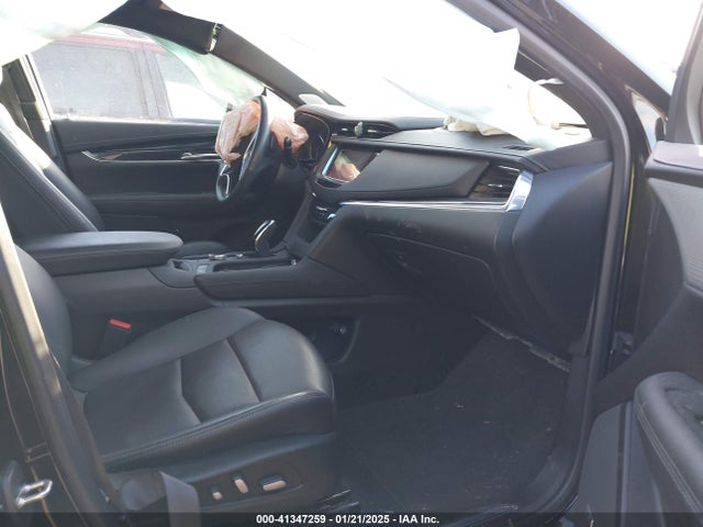 2021 CADILLAC XT5 1GYKNDRS2MZ152878 Photo 4