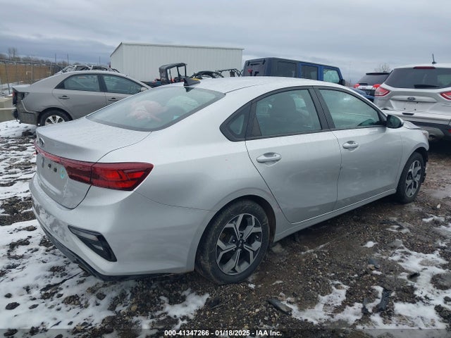 KIA Forte Lxs 2020 3KPF24AD2LE236402 Image 4
