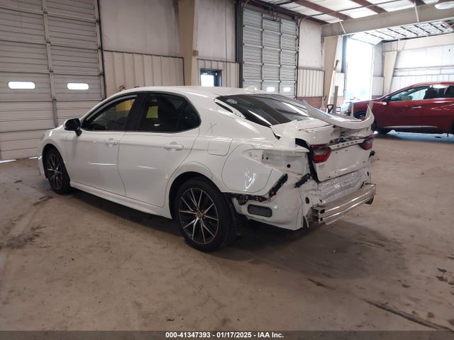 4T1G11AK4NU622405 Toyota CAMRY SE