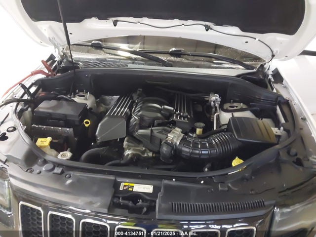 1C4RJFDJ2EC177598 Jeep Grand Cherokee Srt8