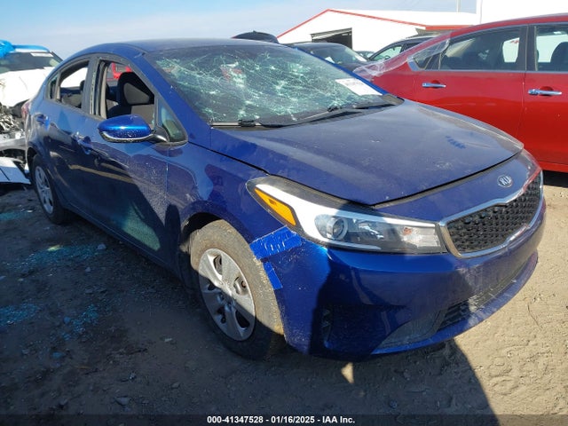 KIA FORTE LX 2018 3KPFL4A76JE247987 Image 1