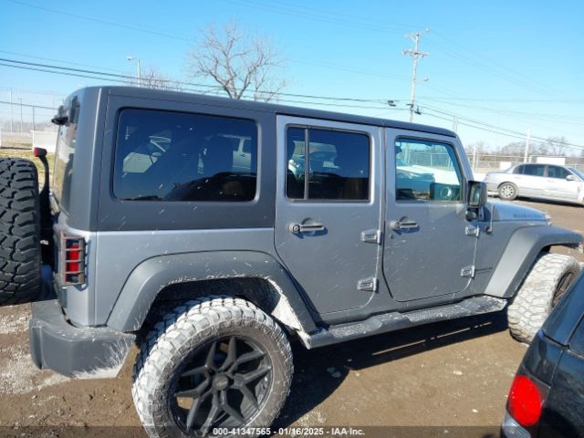 1C4BJWFG2HL549089 Jeep Wrangler Unlimited Rubicon 4x4