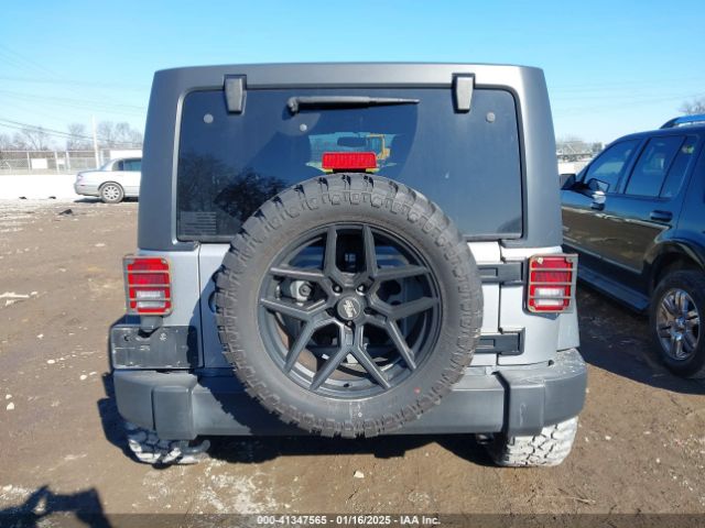 1C4BJWFG2HL549089 Jeep Wrangler Unlimited Rubicon 4x4