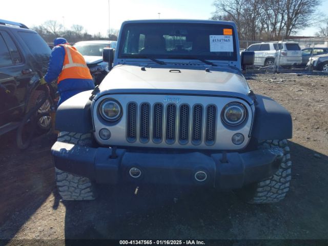 1C4BJWFG2HL549089 Jeep Wrangler Unlimited Rubicon 4x4