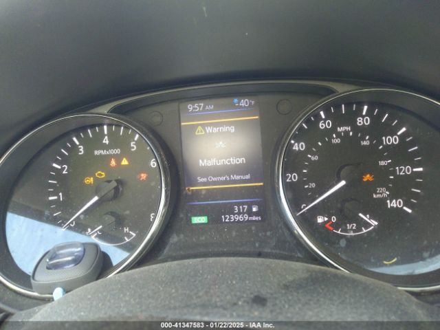 5N1AT2MV7JC835179 Nissan Rogue Sl