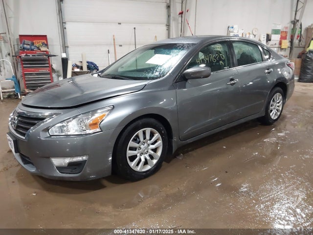 Nissan Altima 2.5 S 2015 1N4AL3AP1FC471483 Image 2