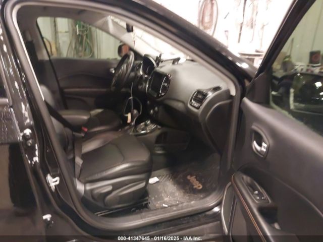 3C4NJDCB7KT679293 Jeep Compass Limited 4x4