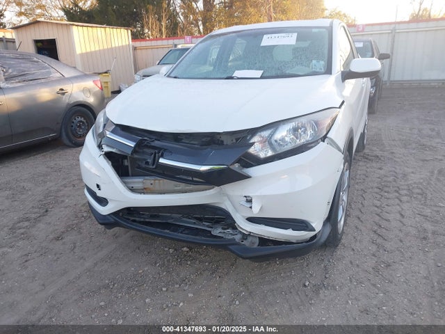 Honda HR-V LX 2016 3CZRU5H35GM741690 Image 6