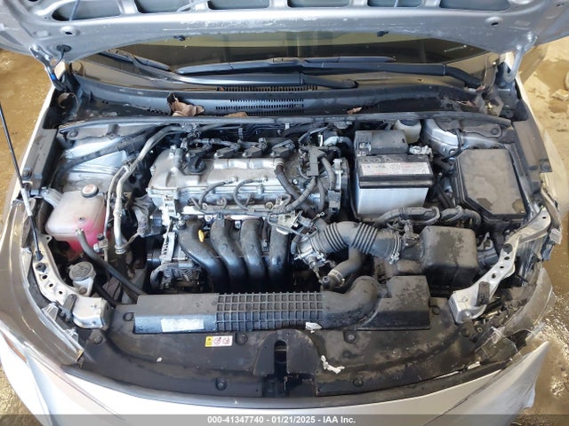 JTDEPMAE9N3024404 Toyota COROLLA LE