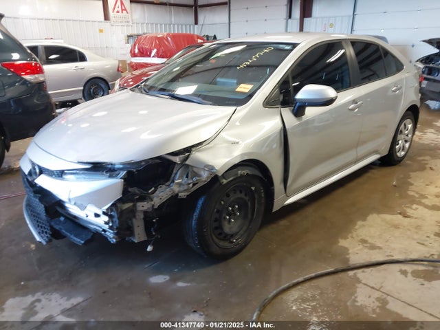 JTDEPMAE9N3024404 Toyota COROLLA LE