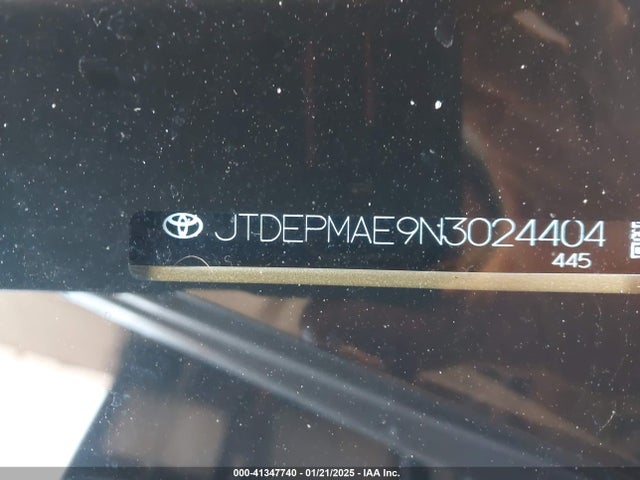 JTDEPMAE9N3024404 Toyota COROLLA LE