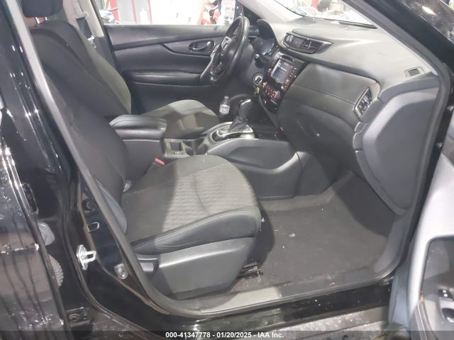 Nissan ROGUE S 2019 5N1AT2MV0KC834067 Image 5