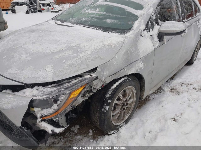 JTDEAMDE3NJ057116 Toyota Corolla Hybrid Le
