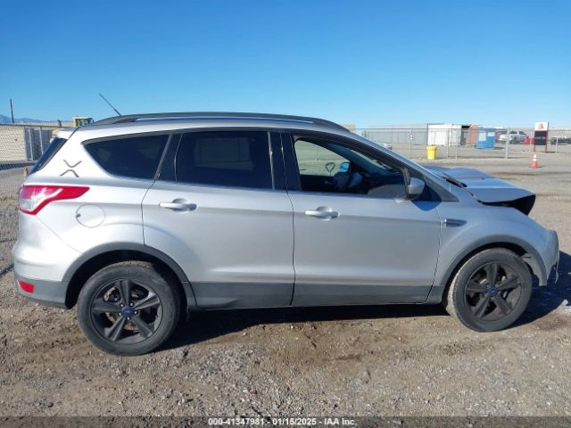 1FMCU0GX2FUB07164 Ford ESCAPE SE
