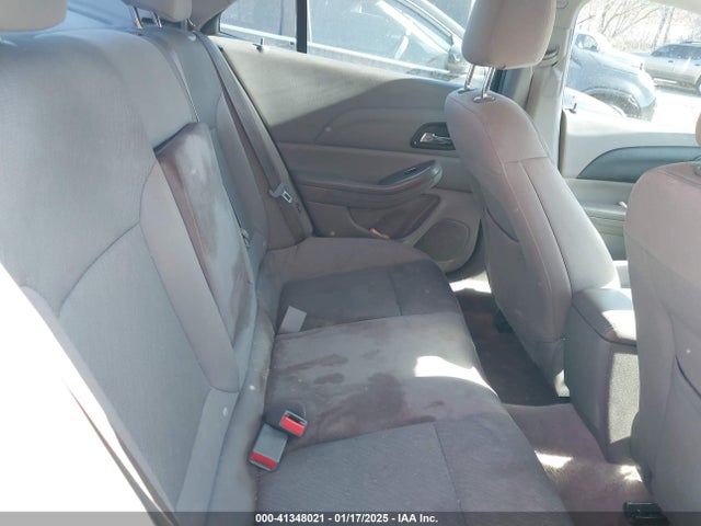 Chevrolet MALIBU LS 2015 1G11B5SL8FF279795 Image 8