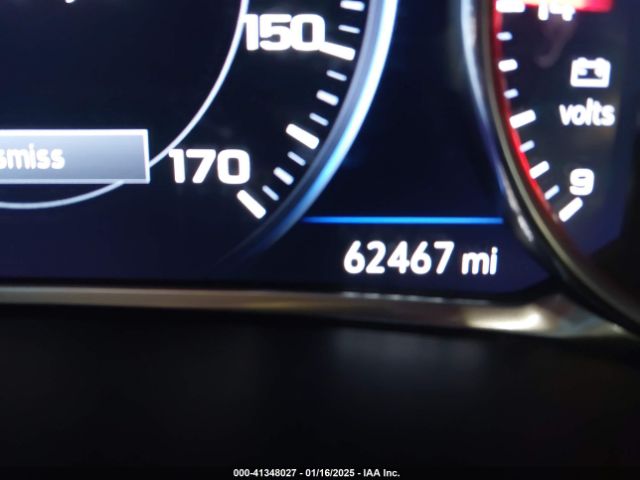 3GNKBKRS0KS607098 Chevrolet Blazer Premier