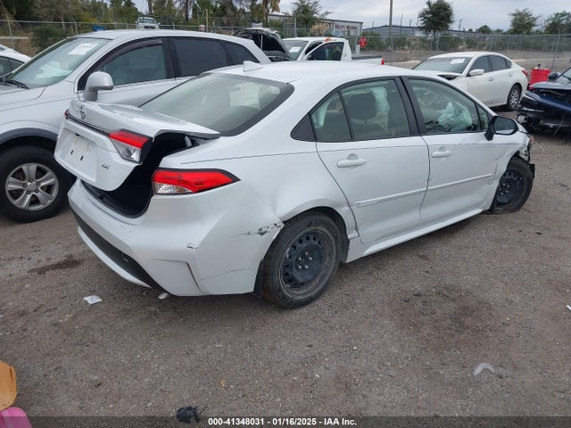 JTDEPMAE3N3015049 Toyota COROLLA LE