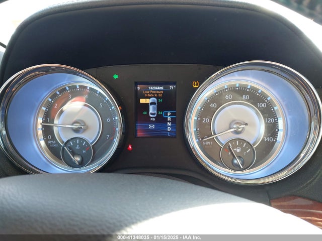 Chrysler 300 2014 2C3CCAAG2EH200018 Image 7