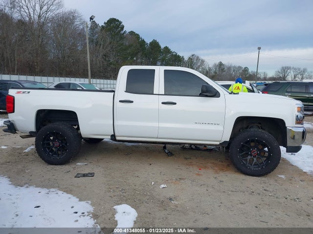 1GCVKNEC0JZ261111 Chevrolet Silverado 1500 Wt