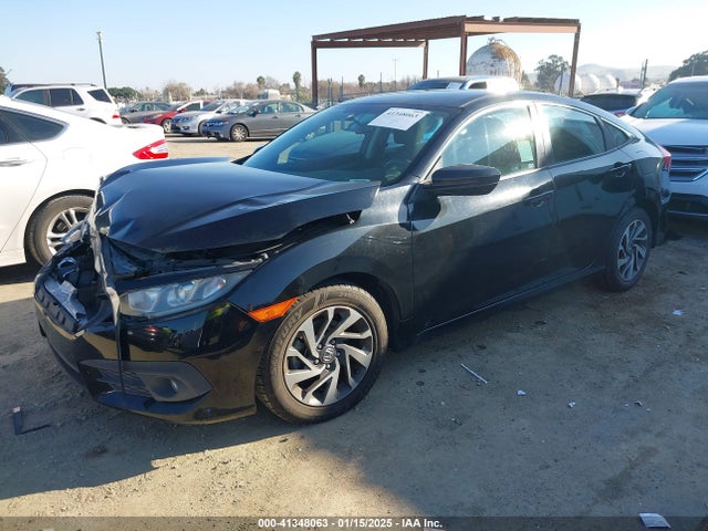 Honda Civic Lx 2018 2HGFC2F59JH537996 Image 2