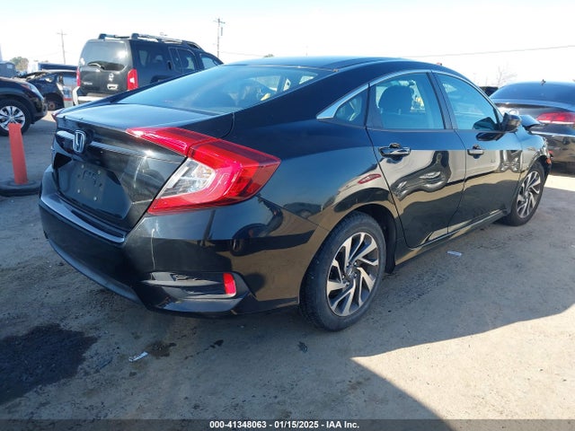 Honda Civic Lx 2018 2HGFC2F59JH537996 Image 4