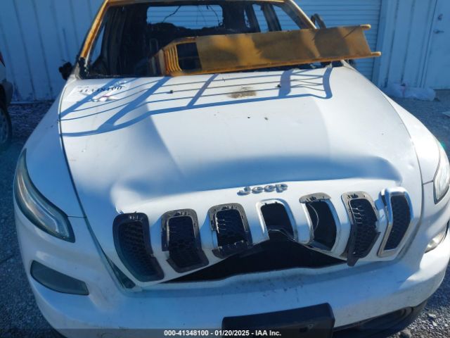 1C4PJMCB5EW120946 Jeep Cherokee Latitude