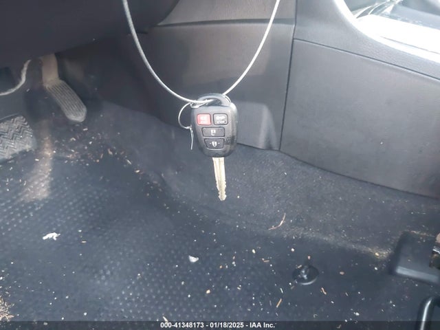 Toyota COROLLA LE 2017 5YFBURHEXHP674501 Image 11