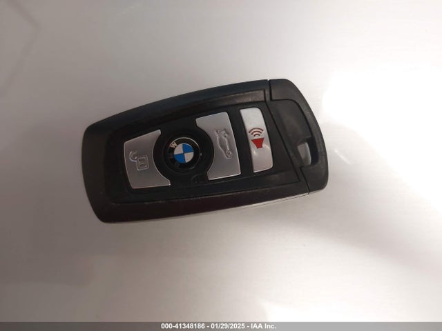 2017 BMW 320I WBA8A9C52HK620390 Photo 10