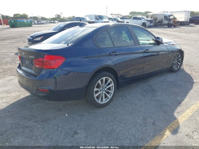 2017 BMW 320I WBA8A9C52HK620390 Photo 3