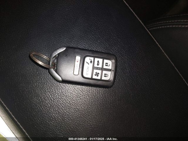 JHMZC5F36JC018742 Honda Clarity Plug-in Hybrid Touring