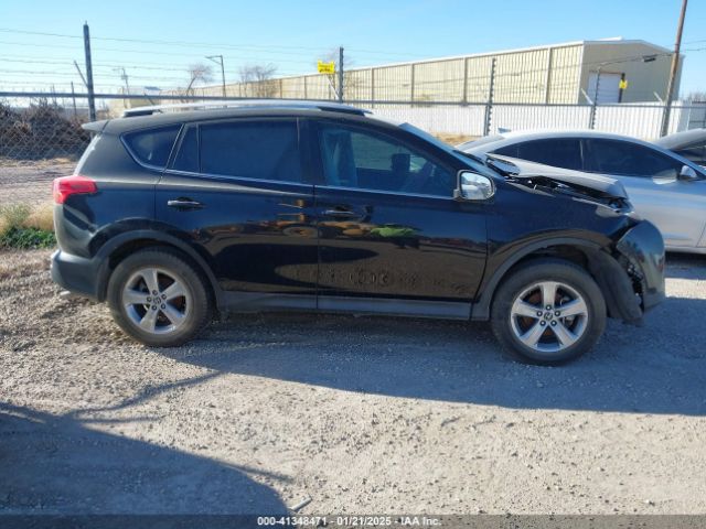 2T3WFREV8FW220119 Toyota Rav4 Xle
