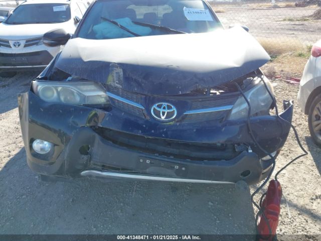 2T3WFREV8FW220119 Toyota Rav4 Xle