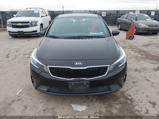 KIA FORTE LX 2017 3KPFK4A74HE065959 Image 12